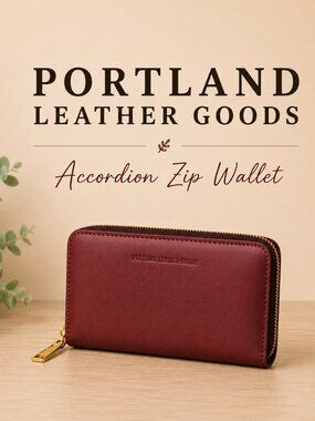 NWOT Portland Leather Good Accordion Zip Wallet